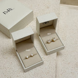 Iriss Studs - Gold